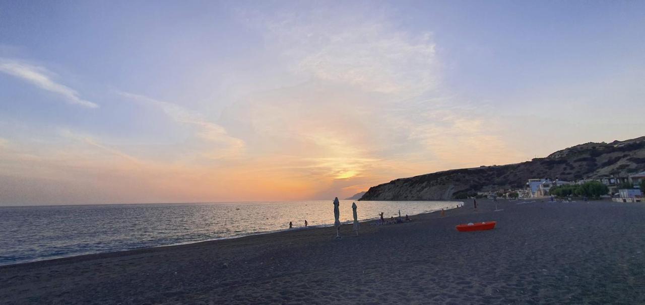 Eirini Apts On The Beach Psari Forada Bagian luar foto