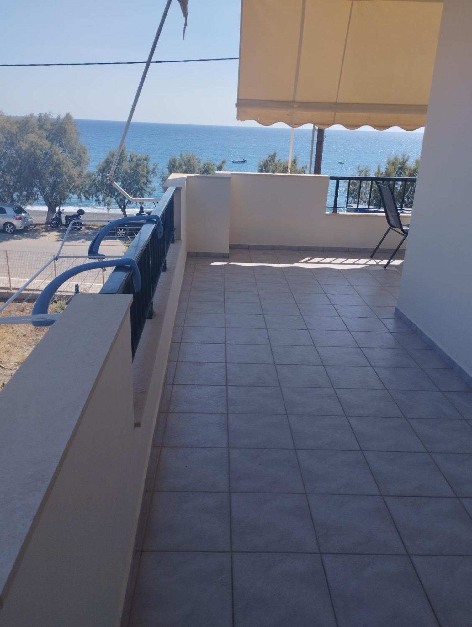Eirini Apts On The Beach Psari Forada Ruang foto